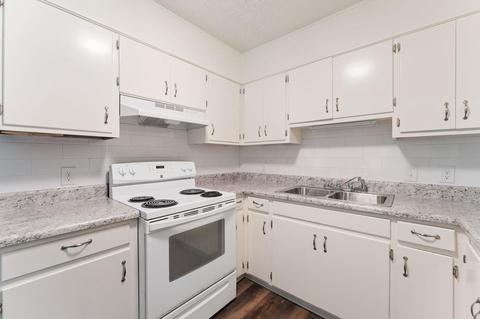 4085 Highland Blvd, Pace, FL 32571 photo 9