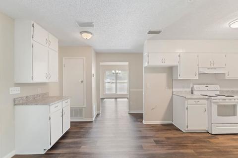 4085 Highland Blvd, Pace, FL 32571 photo 8