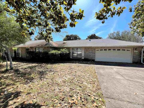 1811 Mustang St, Navarre, FL 32566