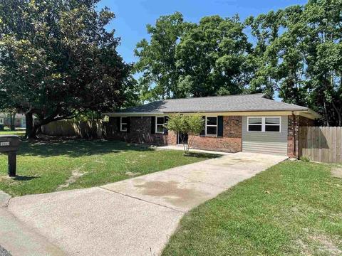 3089 Woodbury Cir, Cantonment, FL 32533
