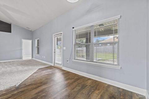 4504 Hampton Bay Blvd, Milton, FL 32583 photo 17
