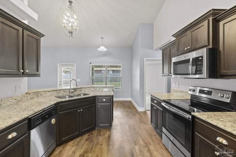 4504 Hampton Bay Blvd, Milton, FL 32583 photo 19