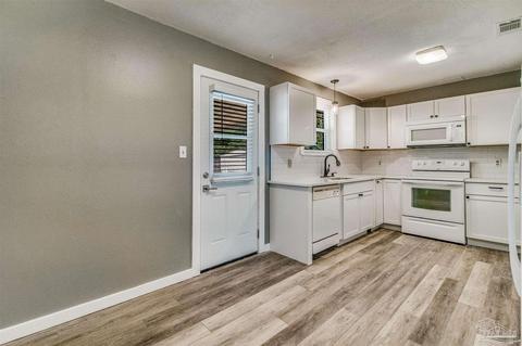 3757 Southland Blvd, Pace, FL 32571 photo 2
