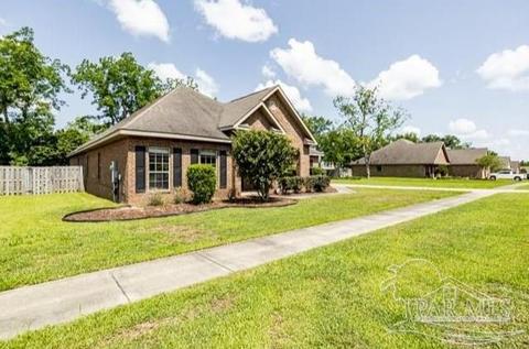 2147 Staff Dr, Cantonment, FL 32533 photo 3