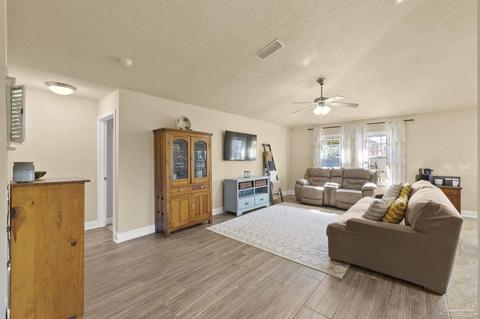 4752 Hilarita Cir, Pace, FL 32571 photo 13