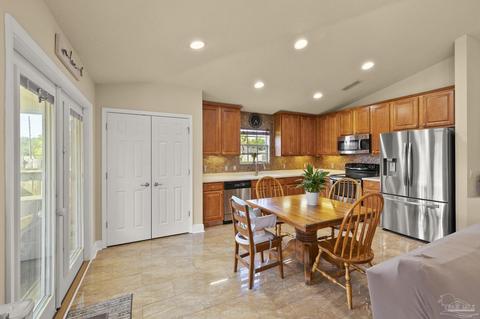 4752 Hilarita Cir, Pace, FL 32571 photo 16