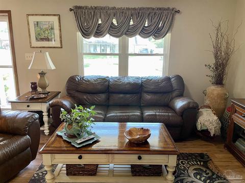 4937 Jennifer Ln, Pace, FL 32571 photo 8