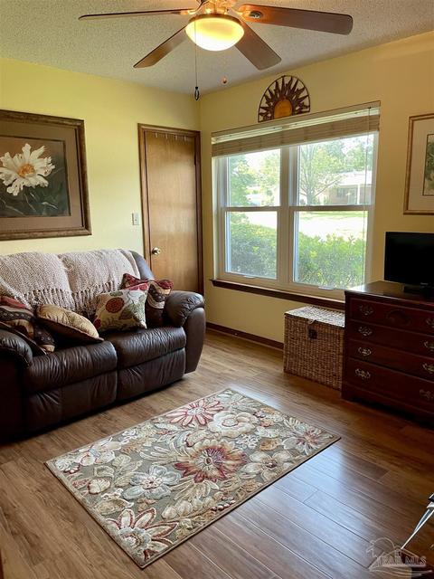 4937 Jennifer Ln, Pace, FL 32571 photo 16