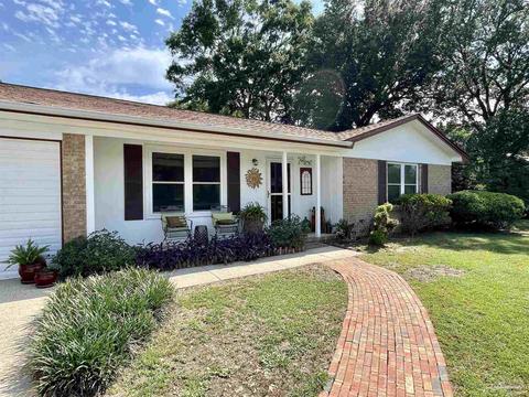 4937 Jennifer Ln, Pace, FL 32571 photo 4