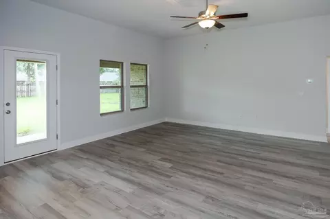 6045 Parsonage Cir, Milton, FL 32570 photo 11
