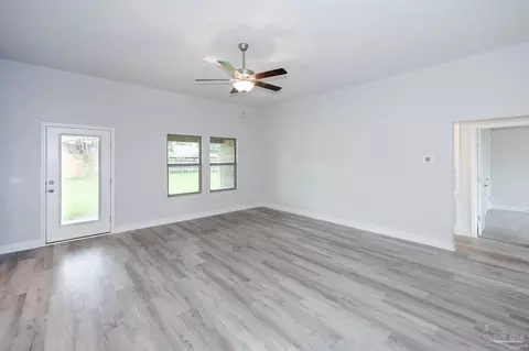 6045 Parsonage Cir, Milton, FL 32570 photo 10