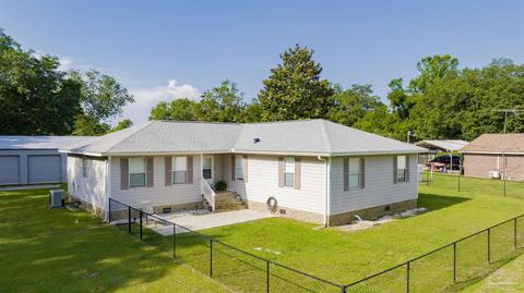 2151 Kent Ln, Cantonment, FL 32533