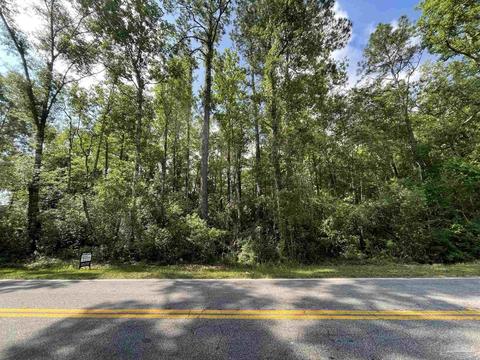 1635 W Quintette Rd, Cantonment, FL 32533