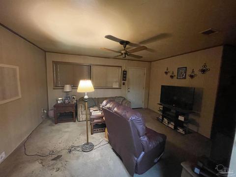 7301 Tidwell Rd, Pace, FL 32571 photo 2