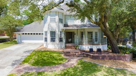 8661 Winding Ln, Pensacola, FL 32514