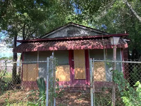 344 N B St, Pensacola, FL 32501