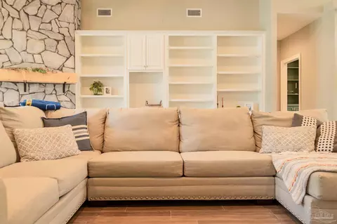 Living - 5503 Oakmont Dr, Pace, FL 32571 photo 5 of 9