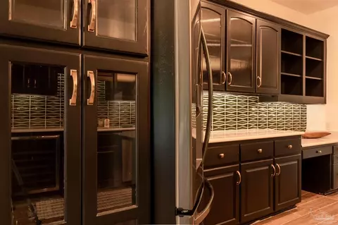 Kitchen - 5503 Oakmont Dr, Pace, FL 32571 photo 7 of 8