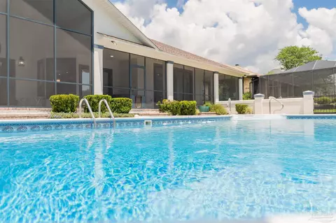 Exterior - 5503 Oakmont Dr, Pace, FL 32571 photo 6 of 9