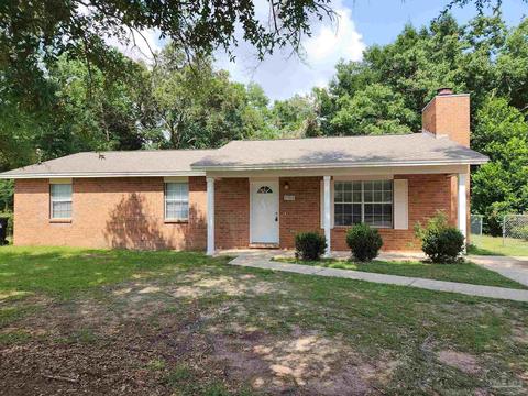 2748 Godwin Ln, Pensacola, FL 32526