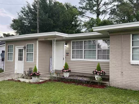 1010 Alexandria Dr, Pensacola, FL 32505