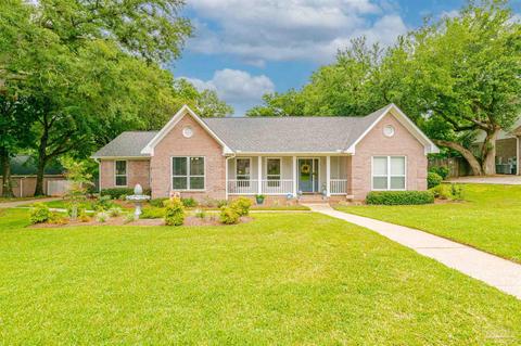 1440 Kings Rd, Cantonment, FL 32533