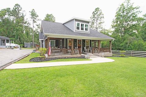 1141 Oak Ridge Tr, Cantonment, FL 32533