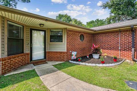 5788 Dove Dr, Pace, FL 32571 photo 4