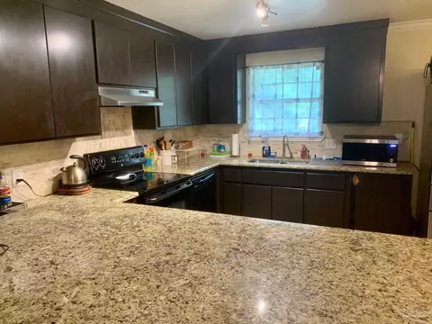6709 Contentment St, Milton, FL 32583 photo 4