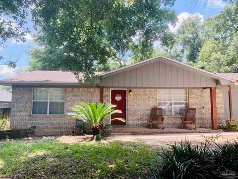 6709 Contentment St, Milton, FL 32583