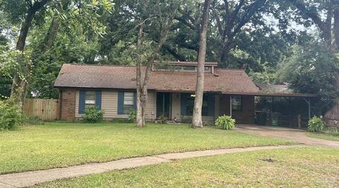 4257 Elmcrest Dr, Pensacola, FL 32504