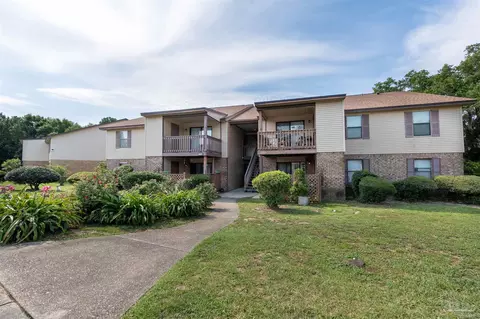 2300 W Michigan Ave #24, Pensacola, FL 32526