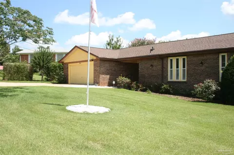 8868 Scenic Hills Dr, Pensacola, FL 32514