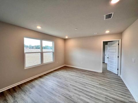 4426 Redbay Ct, Pace, FL 32571 photo 4