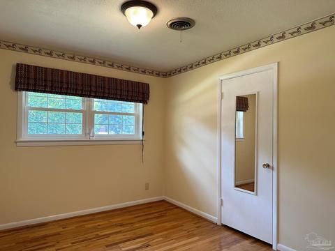 6468 Barnes St, Milton, FL 32570 photo 19