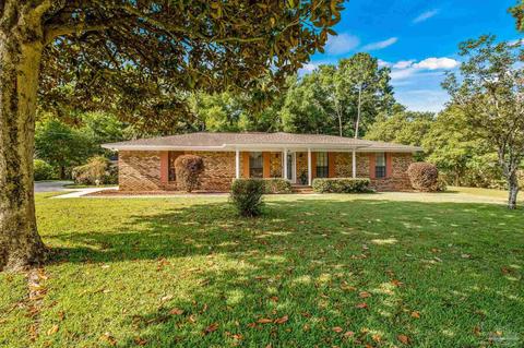 711 Bison St, Pensacola, FL 32514