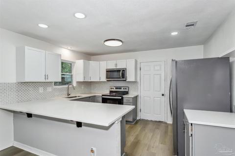 1848 Nestle Dr, Pensacola, FL 32534