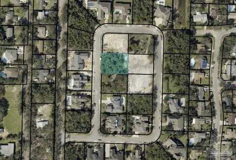 9 Manor Cir # B, Gulf Breeze, FL 32563