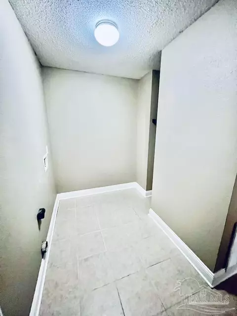 5214 English Oak Dr, Pace, FL 32571 photo 11