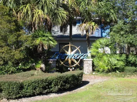 4968 Leeward Dr, Pensacola, FL 32507