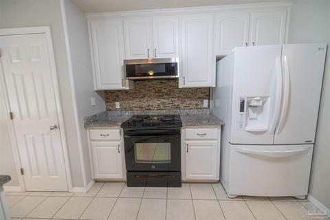 5413 Woodsman Dr, Pace, FL 32571 photo 6