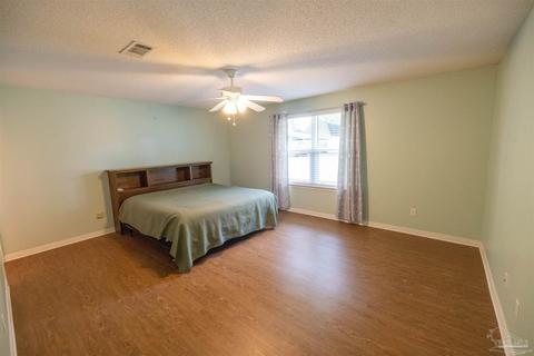 5413 Woodsman Dr, Pace, FL 32571 photo 9