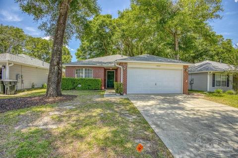 1055 Simpson St, Pensacola, FL 32526