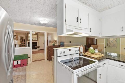 6455 3 Oaks Ln, Pace, FL 32571 photo 8