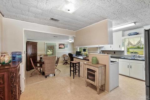 6455 3 Oaks Ln, Pace, FL 32571 photo 5