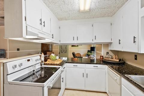6455 3 Oaks Ln, Pace, FL 32571 photo 9