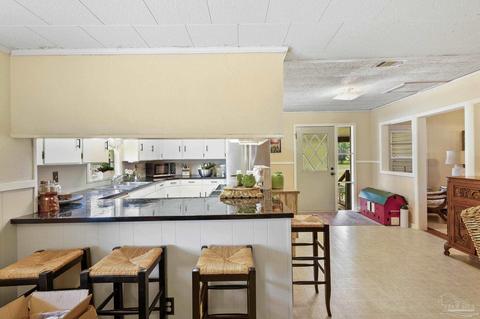 6455 3 Oaks Ln, Pace, FL 32571 photo 3