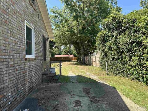 5070 Patterson Ln, Pace, FL 32571 photo 5