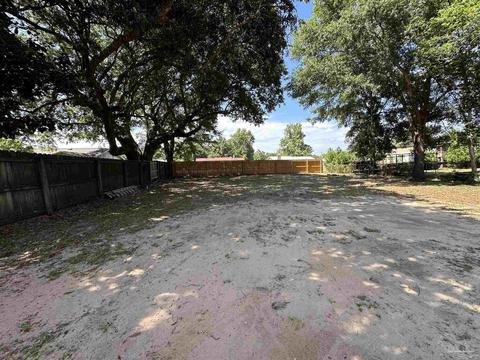 5070 Patterson Ln, Pace, FL 32571 photo 4