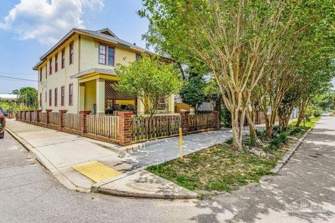 230 N Barcelona, Pensacola, FL 32502